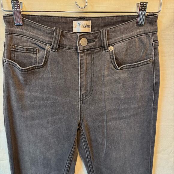 *New* AMUSE SOCIETY Cropped Demi Bootcut Size 28 Washed Black Grunge Street Goth - Picture 2 of 9